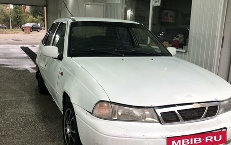 Daewoo Nexia I рестайлинг, 2001 год, 115 000 рублей, 3 фотография