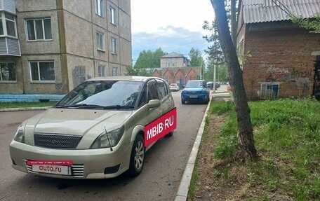 Toyota Opa I рестайлинг, 2001 год, 700 000 рублей, 18 фотография