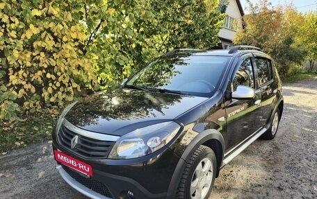 Renault Sandero I, 2012 год, 695 000 рублей, 2 фотография