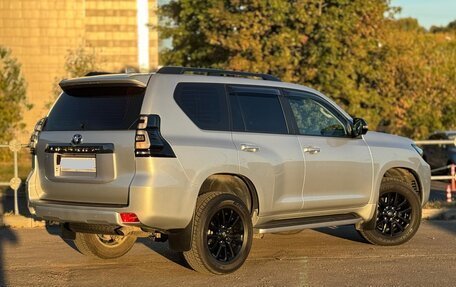 Toyota Land Cruiser Prado 150 рестайлинг 2, 2020 год, 7 300 000 рублей, 4 фотография