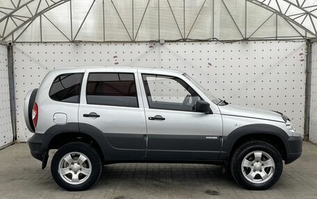 Chevrolet Niva I рестайлинг, 2011 год, 630 000 рублей, 9 фотография