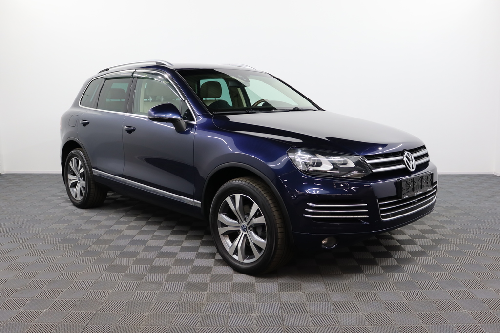 Volkswagen Touareg II, 2011 год, 2 269 000 рублей, 2 фотография