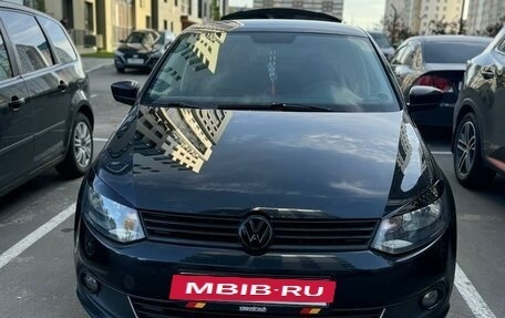 Volkswagen Polo VI (EU Market), 2011 год, 750 000 рублей, 3 фотография