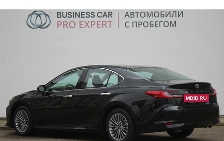 Toyota Camry, 2024 год, 4 800 000 рублей, 4 фотография