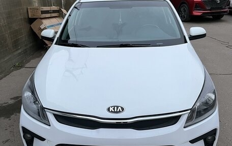 KIA Rio IV, 2018 год, 1 099 000 рублей, 1 фотография