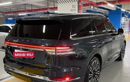 Lincoln Aviator II, 2020 год, 6 990 000 рублей, 4 фотография