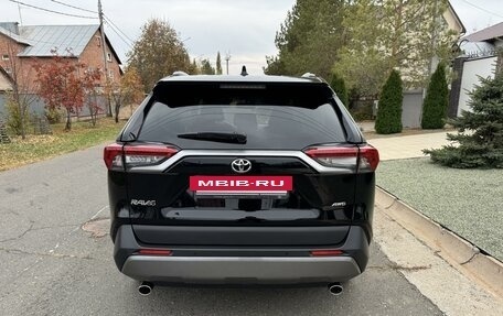 Toyota RAV4, 2021 год, 3 500 000 рублей, 4 фотография