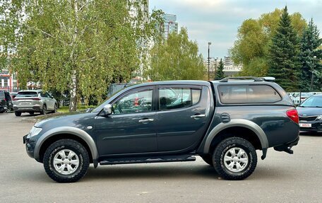 Mitsubishi L200 IV рестайлинг, 2011 год, 1 595 000 рублей, 2 фотография