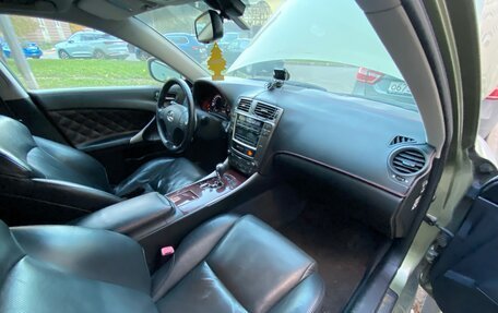 Lexus IS II рестайлинг 2, 2006 год, 650 000 рублей, 8 фотография