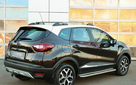 Renault Kaptur I рестайлинг, 2017 год, 1 850 000 рублей, 2 фотография