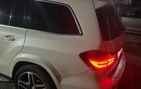 Mercedes-Benz GL-Класс, 2015 год, 4 200 000 рублей, 14 фотография