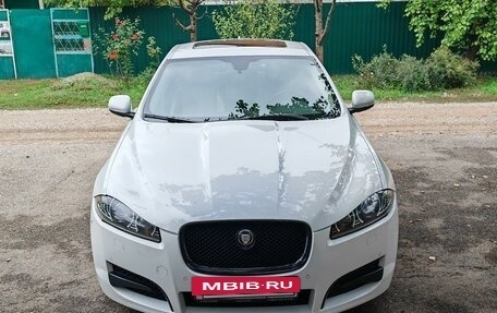 Jaguar XF I рестайлинг, 2012 год, 2 100 000 рублей, 2 фотография