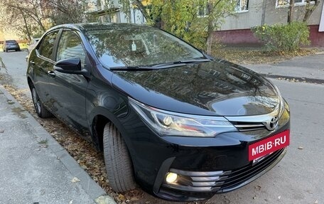 Toyota Corolla, 2018 год, 1 699 000 рублей, 3 фотография