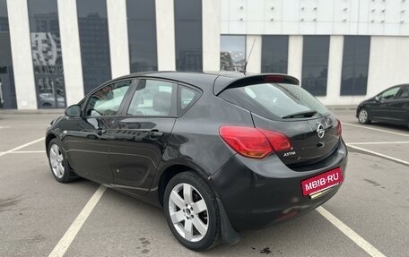 Opel Astra J, 2011 год, 650 000 рублей, 23 фотография