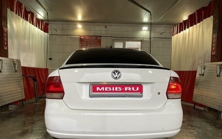 Volkswagen Polo VI (EU Market), 2012 год, 850 000 рублей, 11 фотография