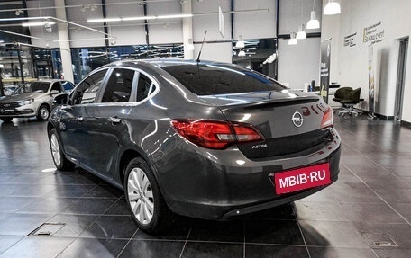 Opel Astra J, 2013 год, 840 000 рублей, 7 фотография