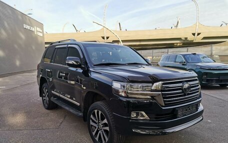 Toyota Land Cruiser 200, 2018 год, 8 147 000 рублей, 3 фотография