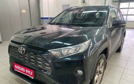 Toyota RAV4, 2019 год, 2 847 000 рублей, 1 фотография