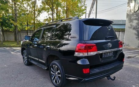 Toyota Land Cruiser 200, 2018 год, 8 147 000 рублей, 6 фотография