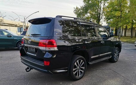 Toyota Land Cruiser 200, 2018 год, 8 147 000 рублей, 4 фотография