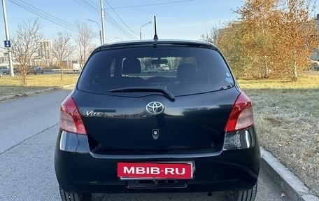 Toyota Vitz, 2005 год, 650 000 рублей, 7 фотография