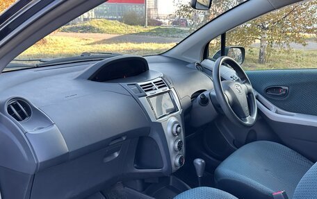 Toyota Vitz, 2005 год, 650 000 рублей, 13 фотография