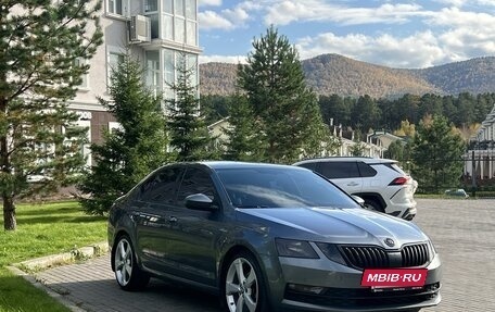 Skoda Octavia, 2018 год, 1 980 000 рублей, 14 фотография