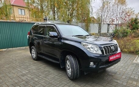 Toyota Land Cruiser Prado 150 рестайлинг 2, 2012 год, 3 200 000 рублей, 2 фотография