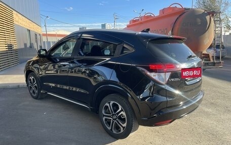 Honda Vezel, 2017 год, 1 899 000 рублей, 6 фотография