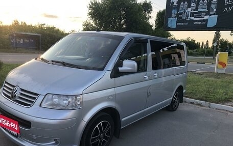 Volkswagen Multivan T5, 2003 год, 1 500 000 рублей, 2 фотография