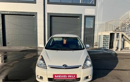 Toyota Wish II, 2003 год, 989 000 рублей, 9 фотография