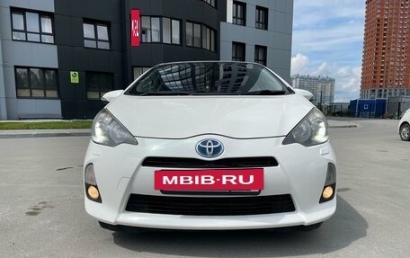 Toyota Aqua I, 2014 год, 870 000 рублей, 2 фотография