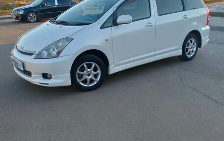 Toyota Wish II, 2003 год, 775 000 рублей, 4 фотография