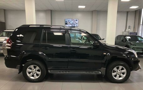 Toyota Land Cruiser Prado 120 рестайлинг, 2005 год, 2 350 000 рублей, 6 фотография