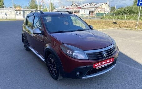 Renault Sandero I, 2013 год, 770 000 рублей, 2 фотография