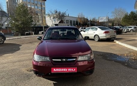 Daewoo Nexia I рестайлинг, 2008 год, 335 000 рублей, 1 фотография