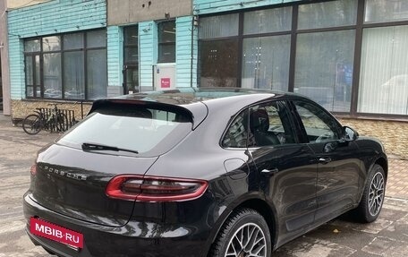 Porsche Macan I рестайлинг, 2016 год, 3 900 000 рублей, 4 фотография