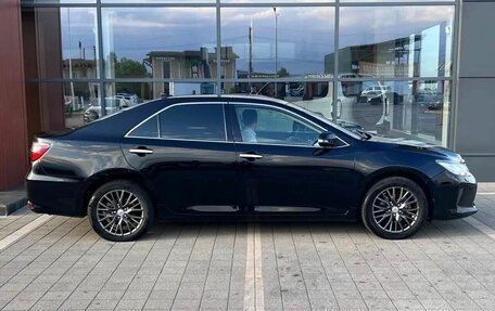 Toyota Camry, 2017 год, 2 399 000 рублей, 4 фотография