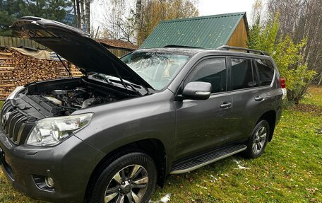 Toyota Land Cruiser Prado 150 рестайлинг 2, 2012 год, 2 850 000 рублей, 2 фотография