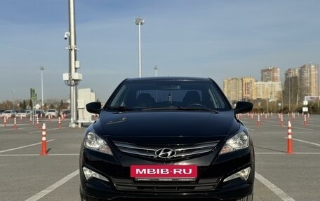 Hyundai Solaris II рестайлинг, 2015 год, 1 195 000 рублей, 3 фотография