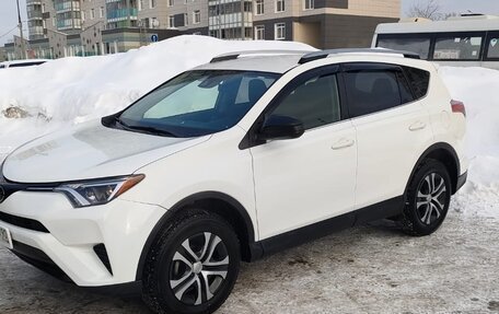 Toyota RAV4, 2018 год, 3 200 000 рублей, 8 фотография