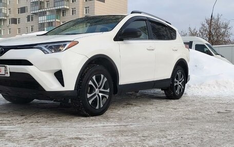 Toyota RAV4, 2018 год, 3 200 000 рублей, 17 фотография