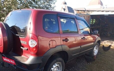 Chevrolet Niva I рестайлинг, 2012 год, 590 000 рублей, 3 фотография