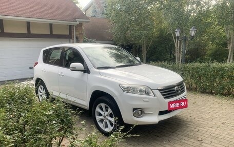 Toyota RAV4, 2010 год, 1 400 000 рублей, 5 фотография