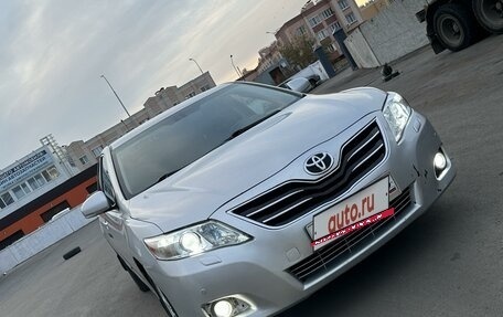 Toyota Camry, 2011 год, 1 300 000 рублей, 2 фотография