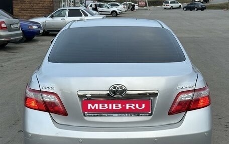 Toyota Camry, 2011 год, 1 300 000 рублей, 4 фотография