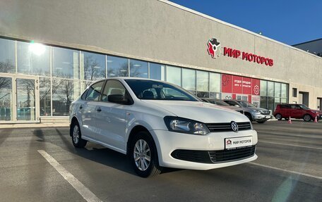 Volkswagen Polo VI (EU Market), 2014 год, 630 000 рублей, 3 фотография