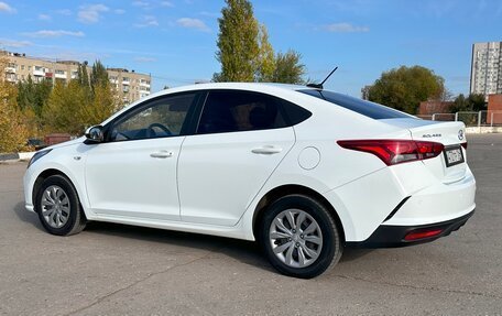 Hyundai Solaris II рестайлинг, 2020 год, 1 670 000 рублей, 3 фотография