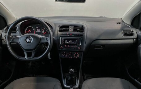 Volkswagen Polo VI (EU Market), 2017 год, 1 095 000 рублей, 13 фотография