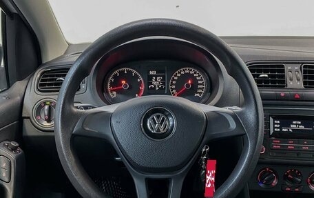 Volkswagen Polo VI (EU Market), 2017 год, 1 095 000 рублей, 10 фотография